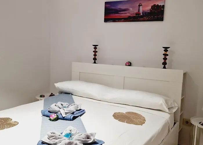 Precious 3 Bedroom, Oasis De Fanabe Wifi Free アデヘ