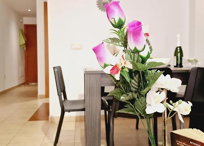 Precious 3 Bedroom, Oasis De Fanabe Wifi Free 別荘 アデヘ